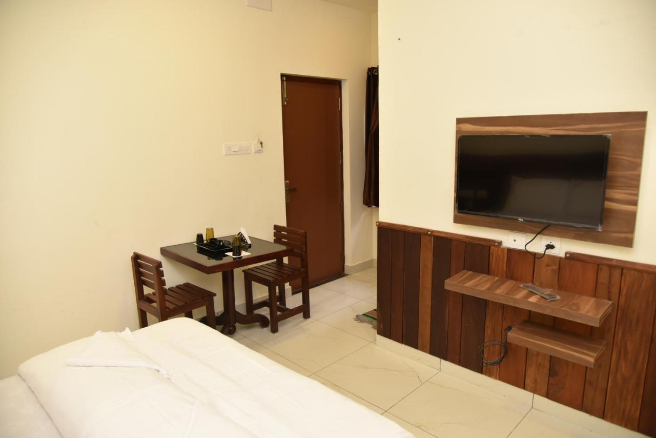 Sree Ganesh Inn パラニ エクステリア 写真