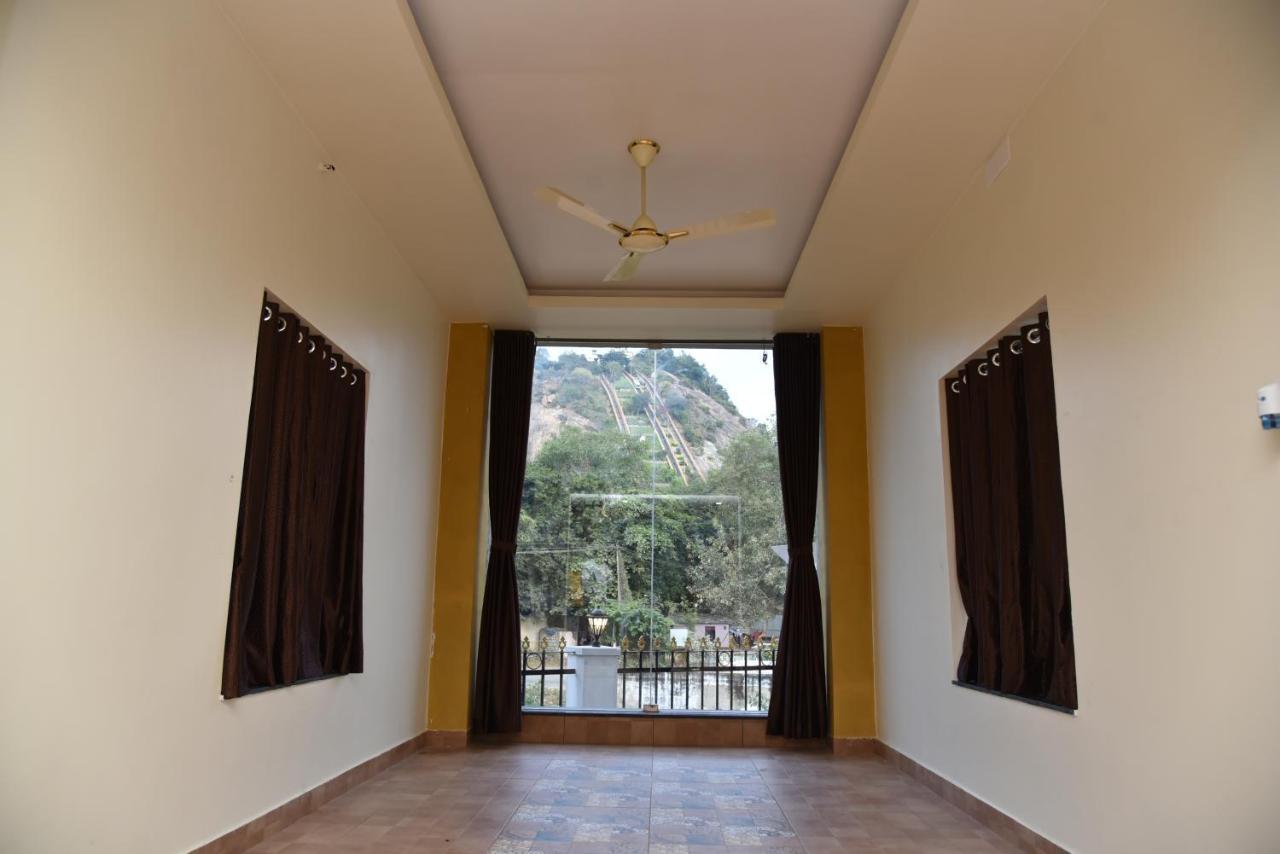 Sree Ganesh Inn パラニ エクステリア 写真