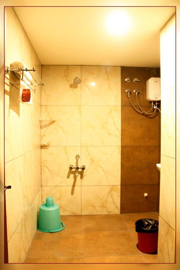 Sree Ganesh Inn パラニ エクステリア 写真